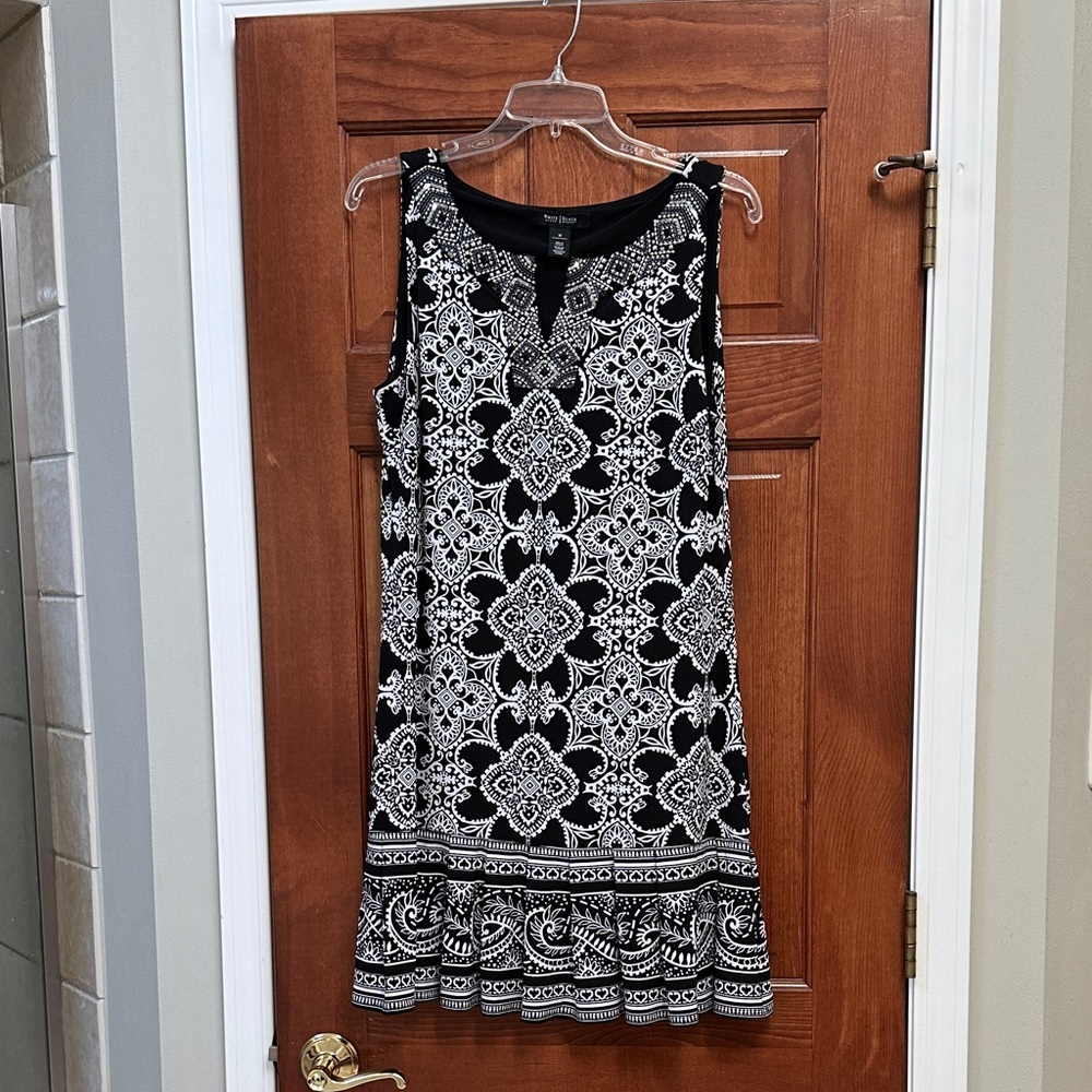 White House Black Market Black and White Patterned Dress